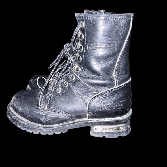 XELEMENT Water Repellent Women's "Vigilant" Logger Boots Size 6M Work Boots - Picture 3 of 5
